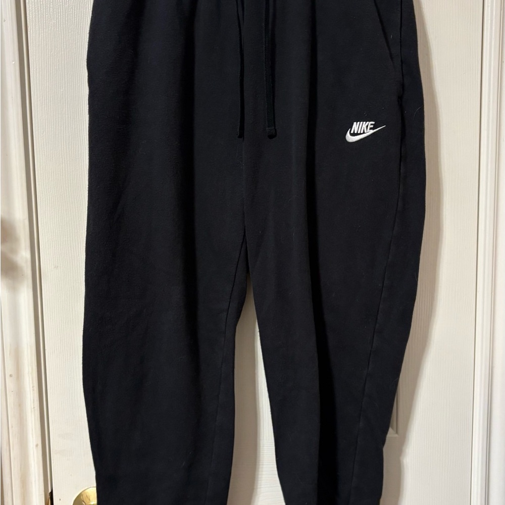 Nike Men’s Black Sweatpants